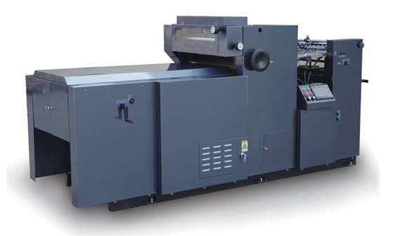 Titik Otomatis 620×450mm dan Mesin Pelapis dan Pernis UV Keseluruhan