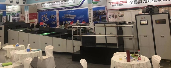44 Kw 1060mm Format Spot UV Varnish Machine Kecepatan Tinggi Dengan Anilox