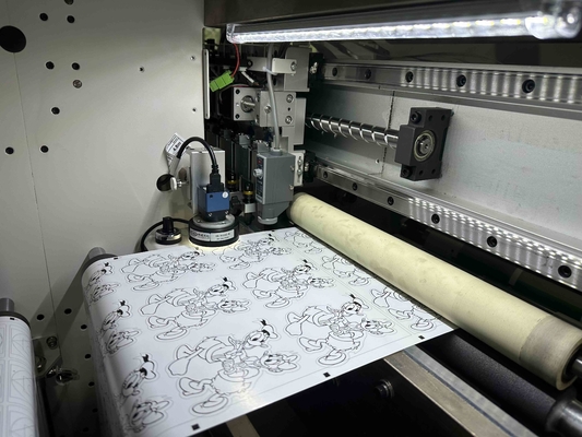 Full Servo Motor Mesin Pemotong Label Otomatis dan Digital Tinggi Lebar 40 - 350mm