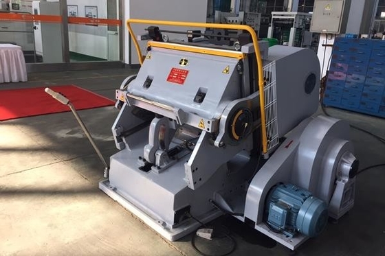 Pengaturan Impresi Mikrometer Ganda untuk Kontrol Tepat TD790 Die Cutter