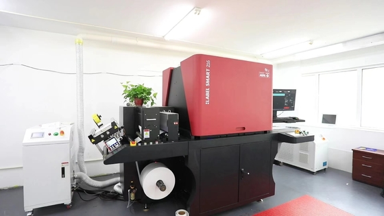Multi Fungsi Digital Label UV Printing dan Varnishing Mesin
