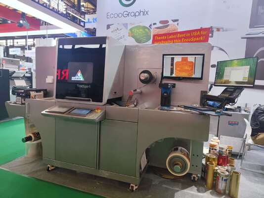 TC1000 Single Lane Cardboard Window Patching Machine Kue Kotak Mainan Perekatan