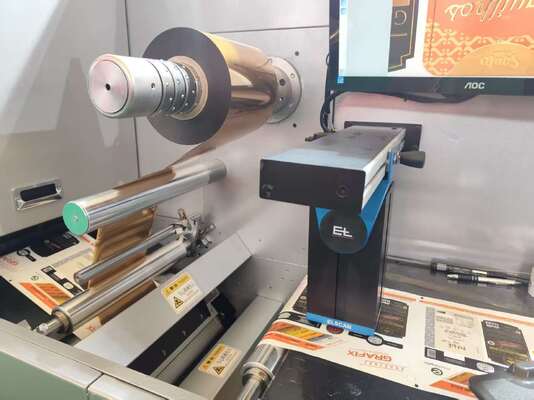 EcooSpark Digital Label Printing Finishing Embellishment Solusi khusus
