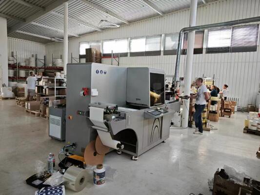 Peralatan Digital Printing Enhancement Vanishing Dan Foil Stamping Untuk Post Processing