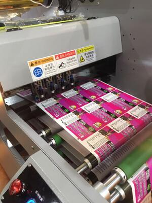 Mesin Cetak dan Finishing Label Digital IQ330 dengan Resolusi 1440*360 dpi, Kecepatan 50m per Menit, dan Pengeringan UV LED