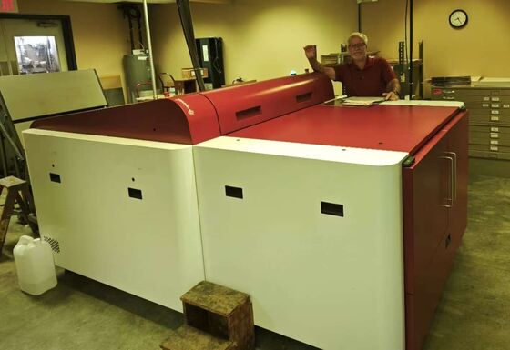 Automatic A1 Online Newspaper Thermal CTP Machine dengan 45 Plat Per Jam dan Sistem Autoloader Laser 256 Saluran