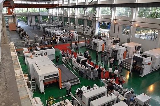 Ukuran lembaran maksimum 1040×720 mm Pengaturan Cetakan Mikrometer Ganda TD790 Die Cutter