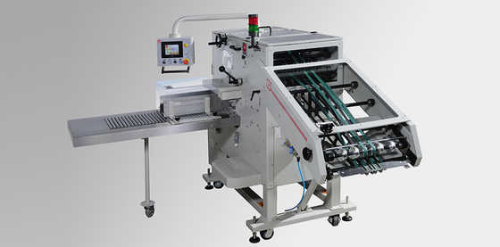 Mesin Penjilid Buku Stacker Kompensasi Saddle Stitching